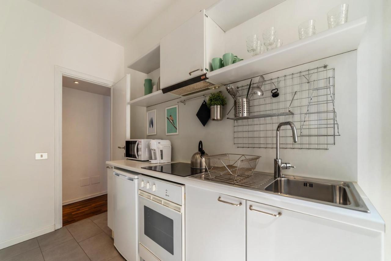 Fontana Di Trevi Design Apartment โรม ภายนอก รูปภาพ