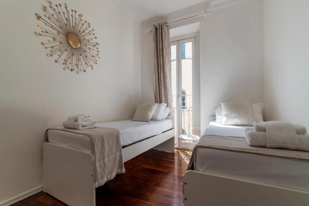 Fontana Di Trevi Design Apartment โรม ภายนอก รูปภาพ